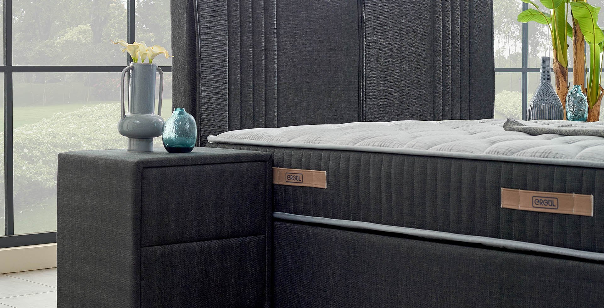 Er. Valen Boxspringbett mit Bettkasten