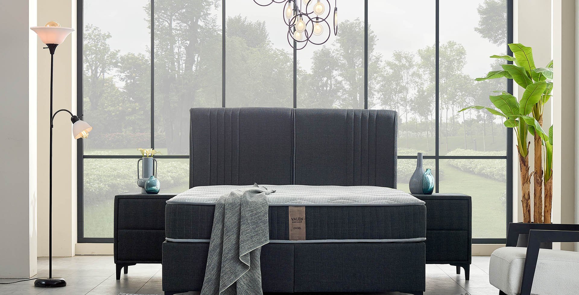 Er. Valen Boxspringbett mit Bettkasten